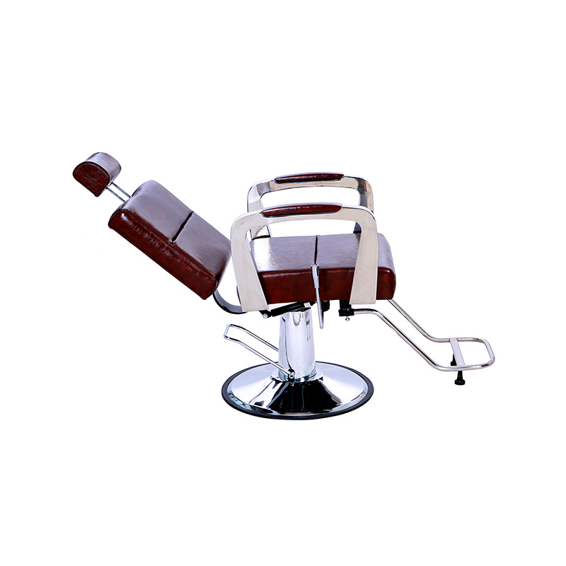 HZ8744 Универсальное салонное кресло коричневого цвета с серебряными подлокотниками